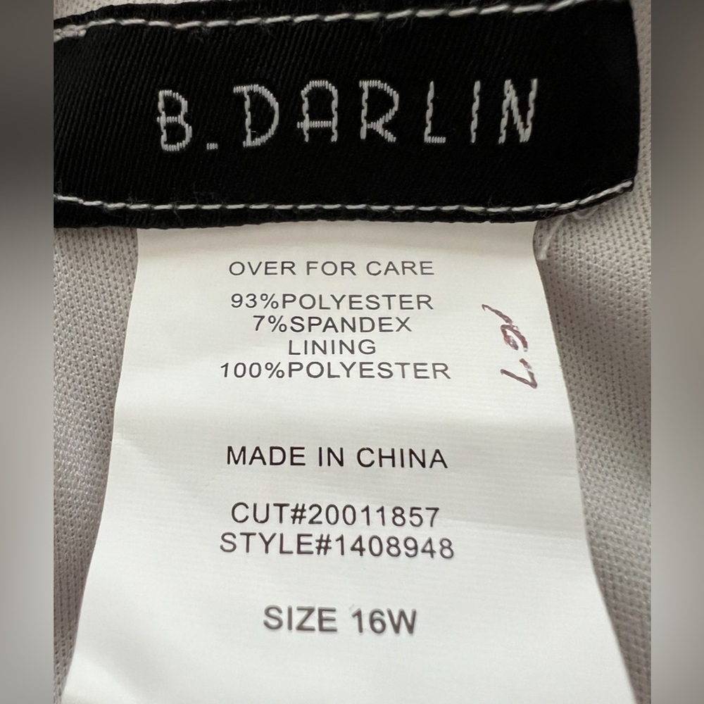 B10 B.Darling Formal Dress Size 14W. - Picture 13 of 16
